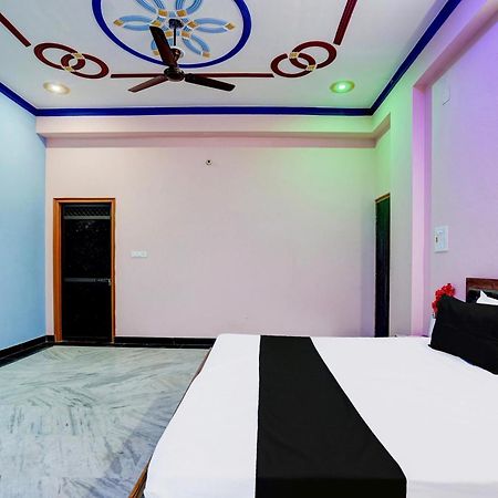 Hotel O J.D. Palace Varanasi Esterno foto