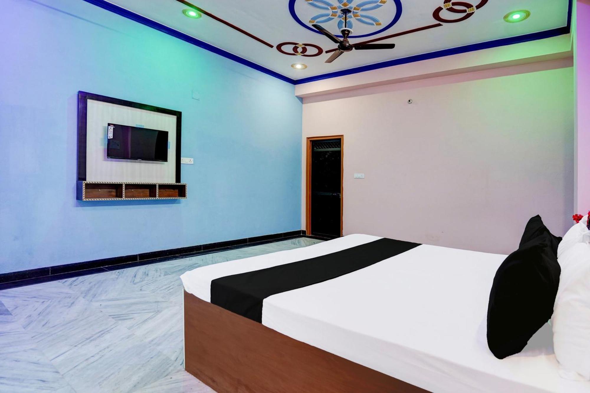 Hotel O J.D. Palace Varanasi Esterno foto